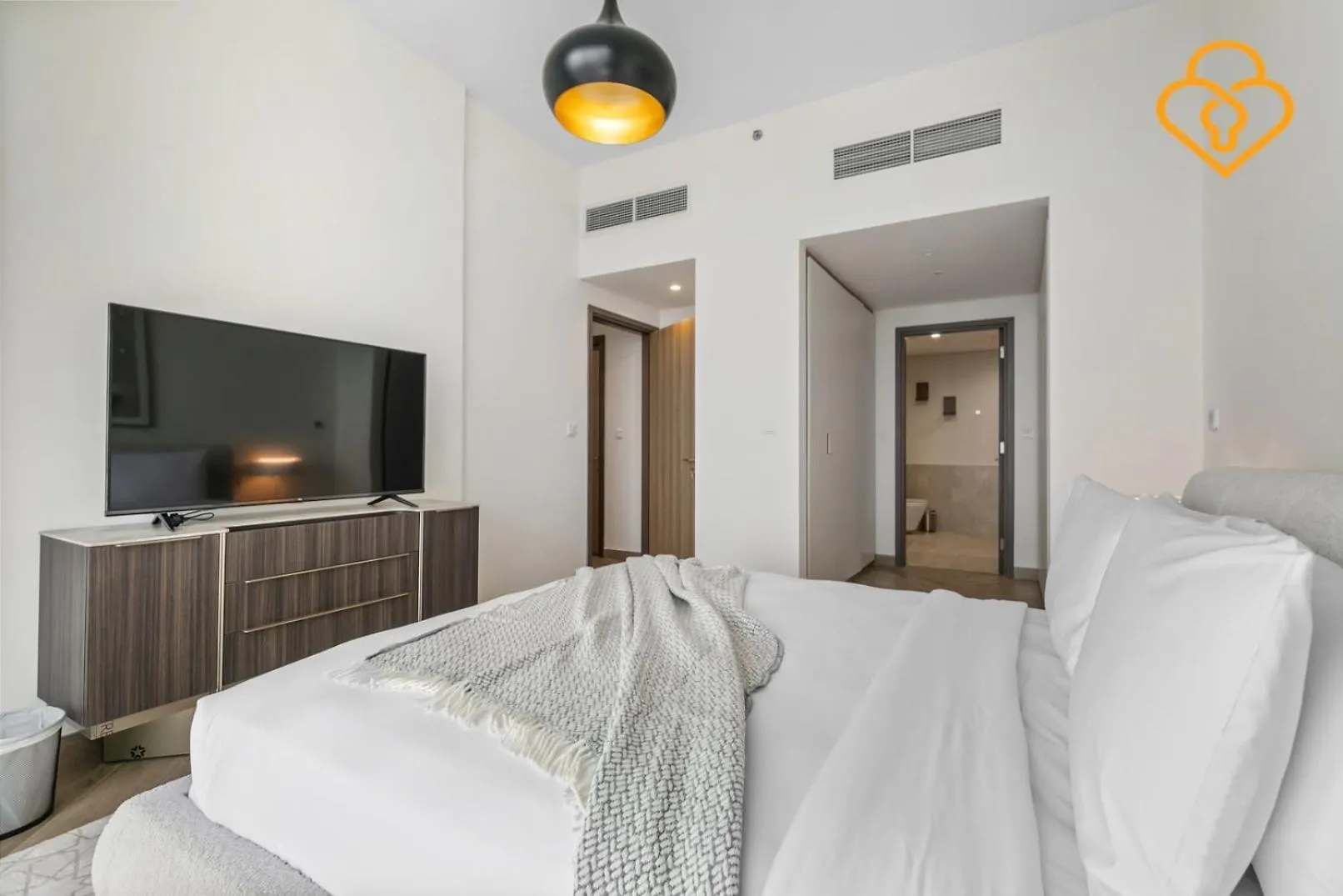 Apartment Keysplease Large Luxury 3 Bedroom Amazing Zaabeel Park View 01 Dubai